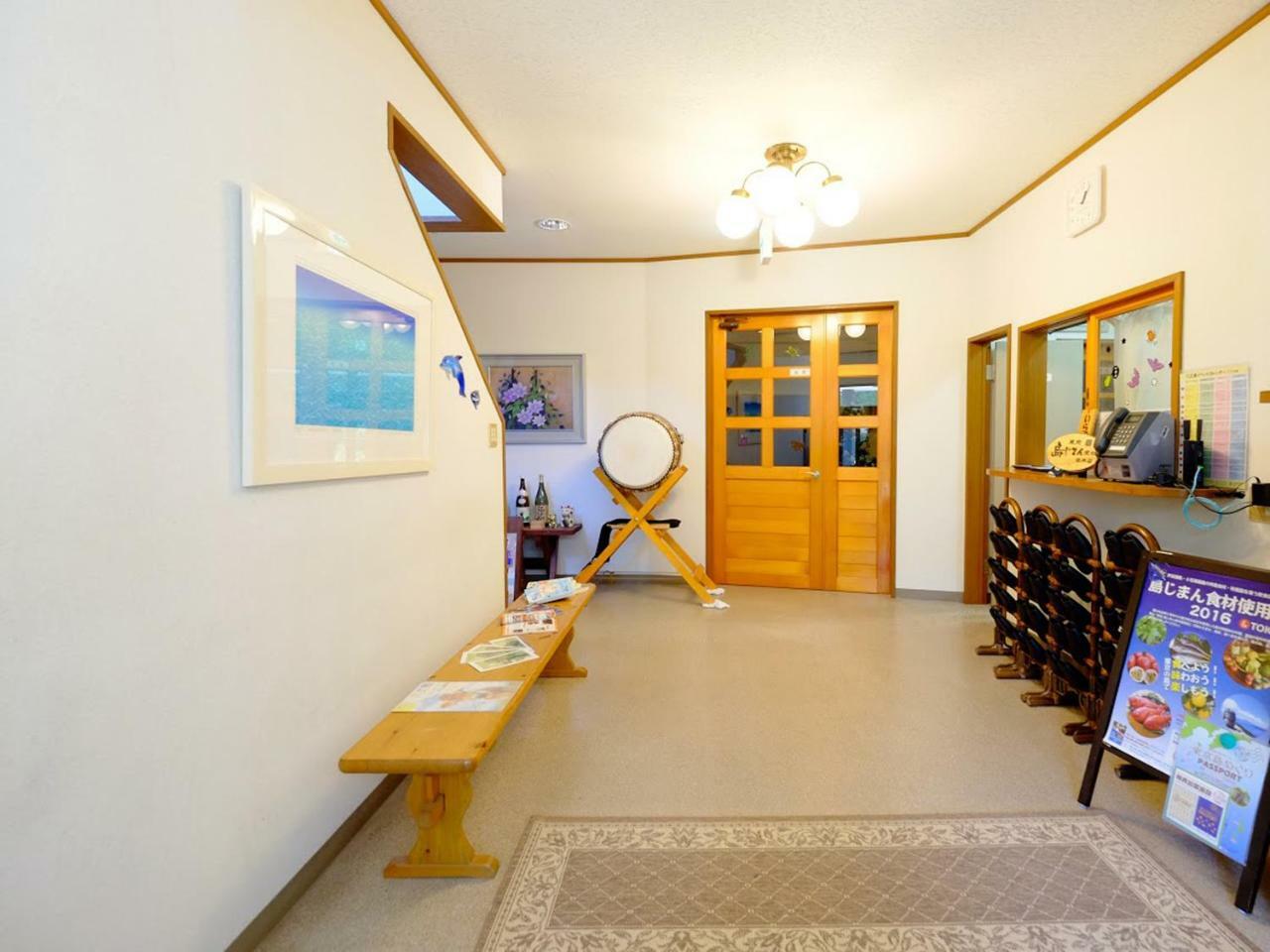 Kokumin Shukusha Sun Marina Hotell Hachijo Exteriör bild