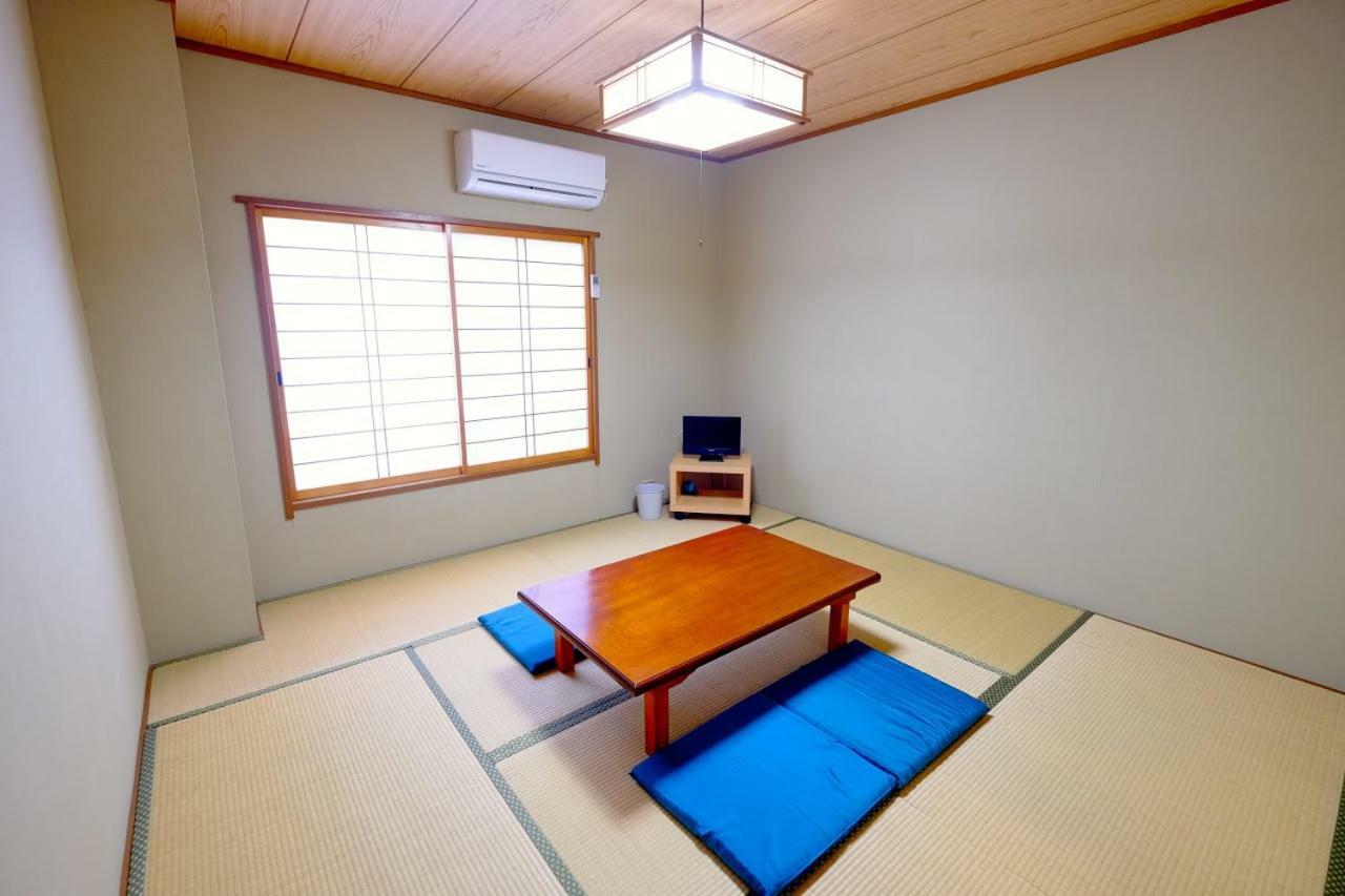 Kokumin Shukusha Sun Marina Hotell Hachijo Exteriör bild