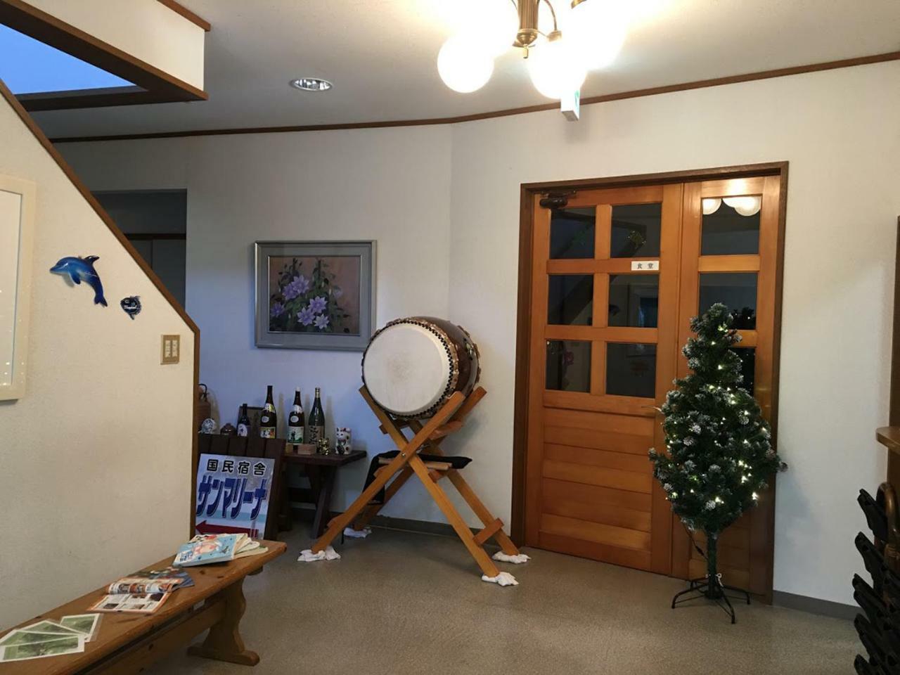 Kokumin Shukusha Sun Marina Hotell Hachijo Exteriör bild